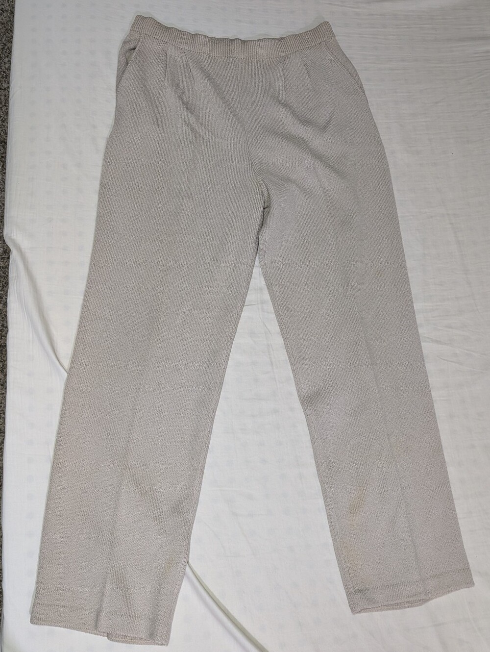 St. John By Marie Gray Women’s Beige Santana Knit Pleated Front Pants Sz 4